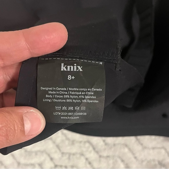 Knix Black High Support Ladder Strap Catalyst Padded Wireless Sport Bra Size 8+ - Picture 8 of 9